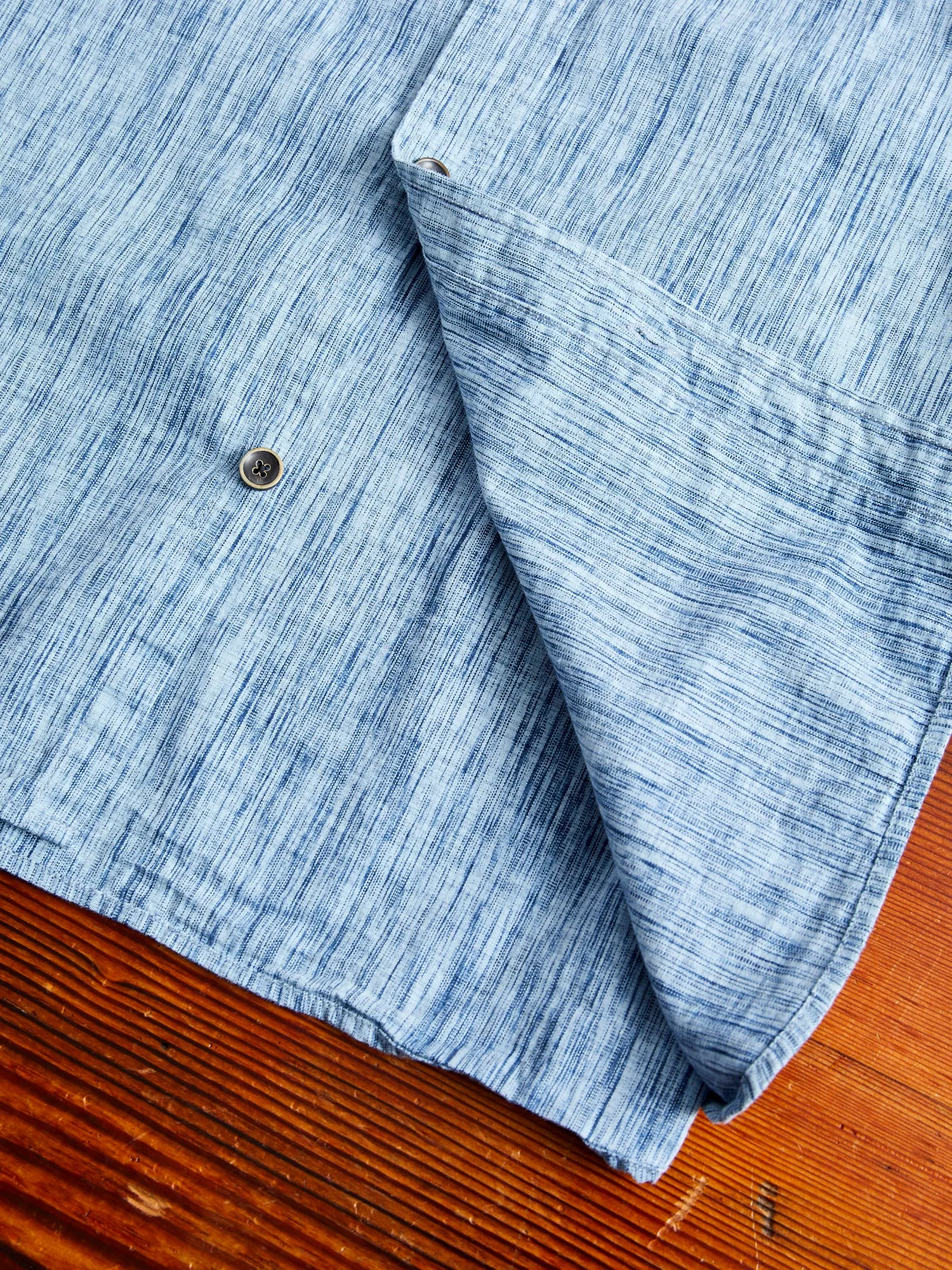 6oz Kasuri Chambray Button-Up Shirt in Indigo