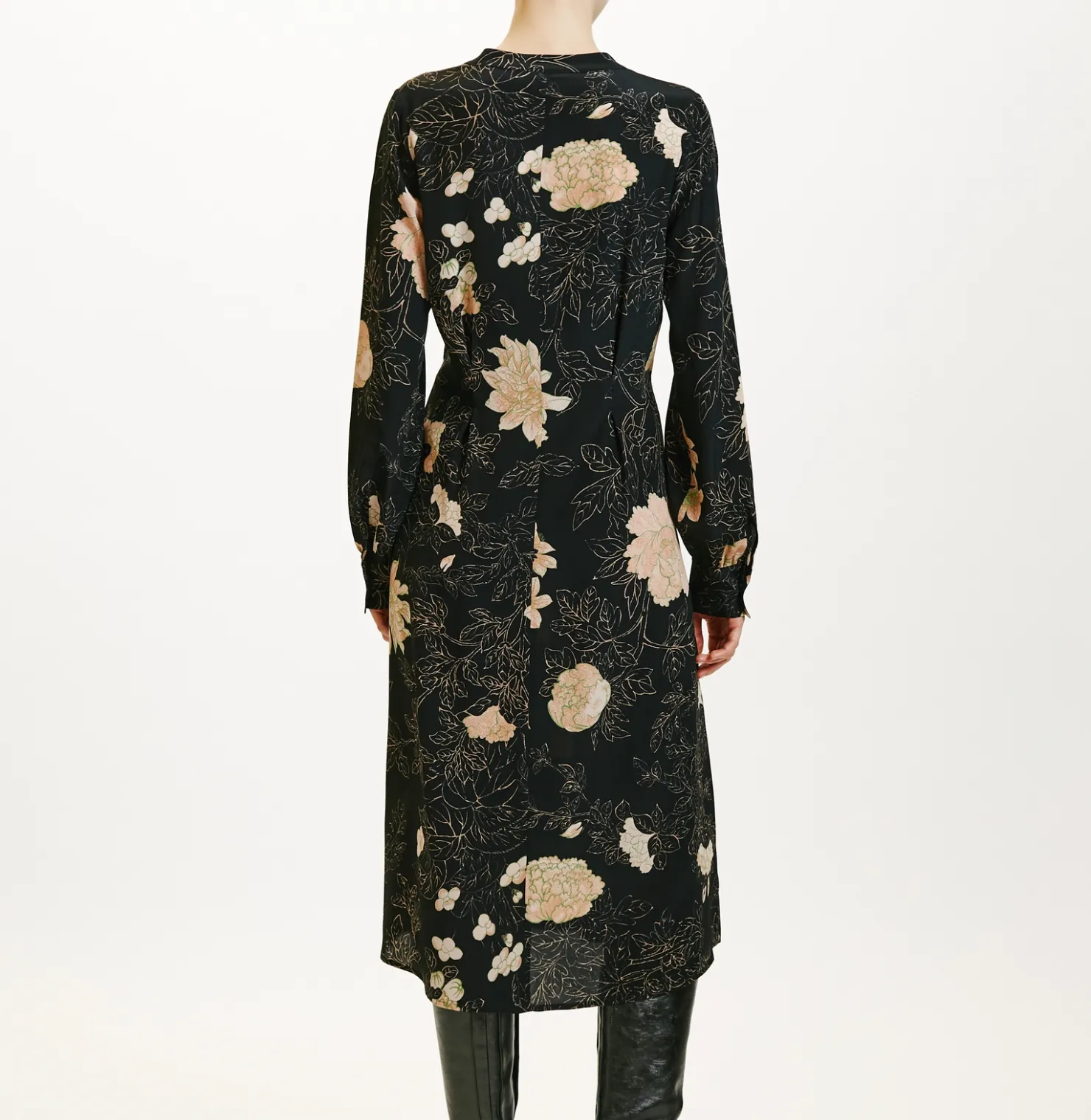 Momoni Wani Crepe Silk Dress Black Floral