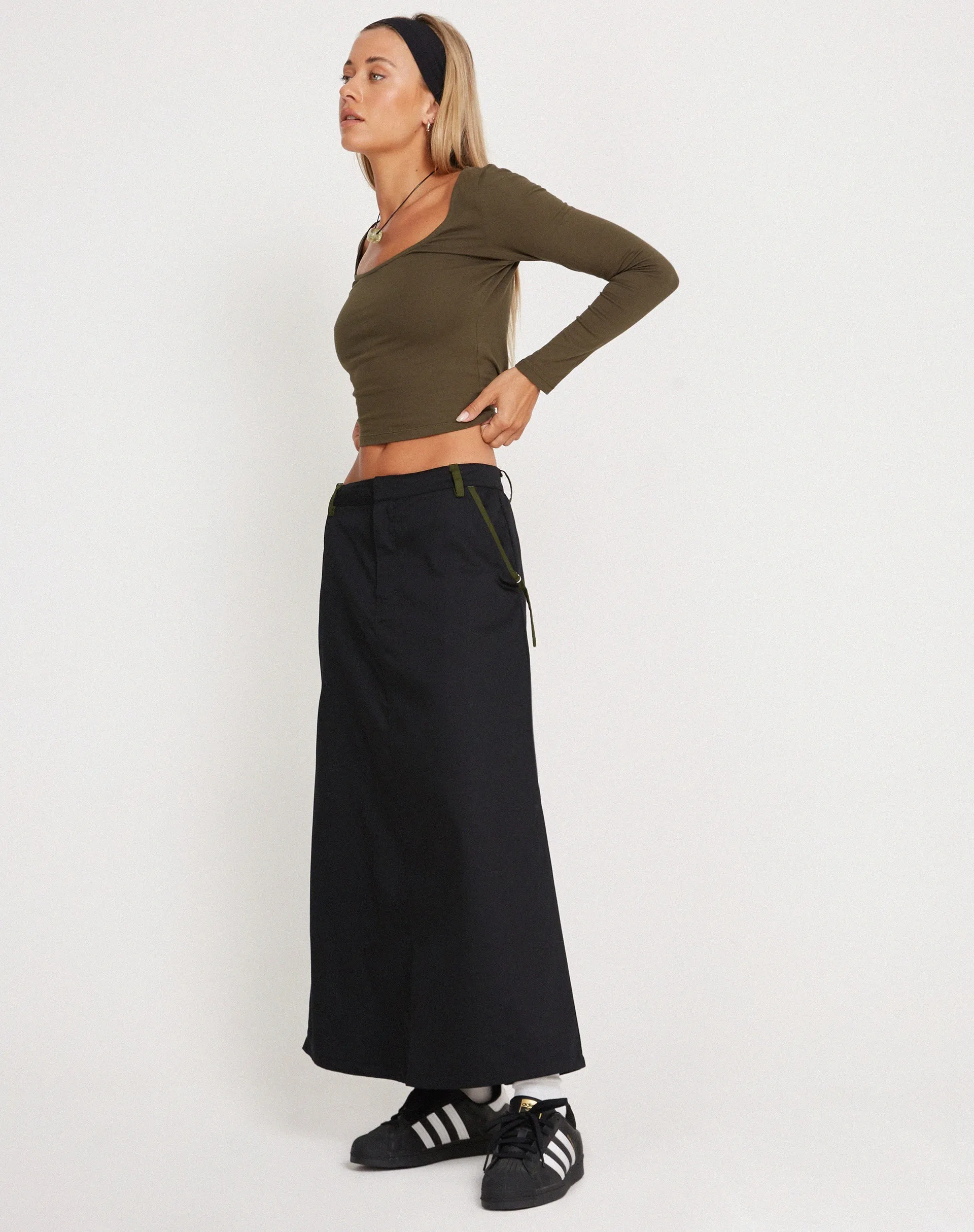 Sorrel Midi Skirt in Black Forest Green